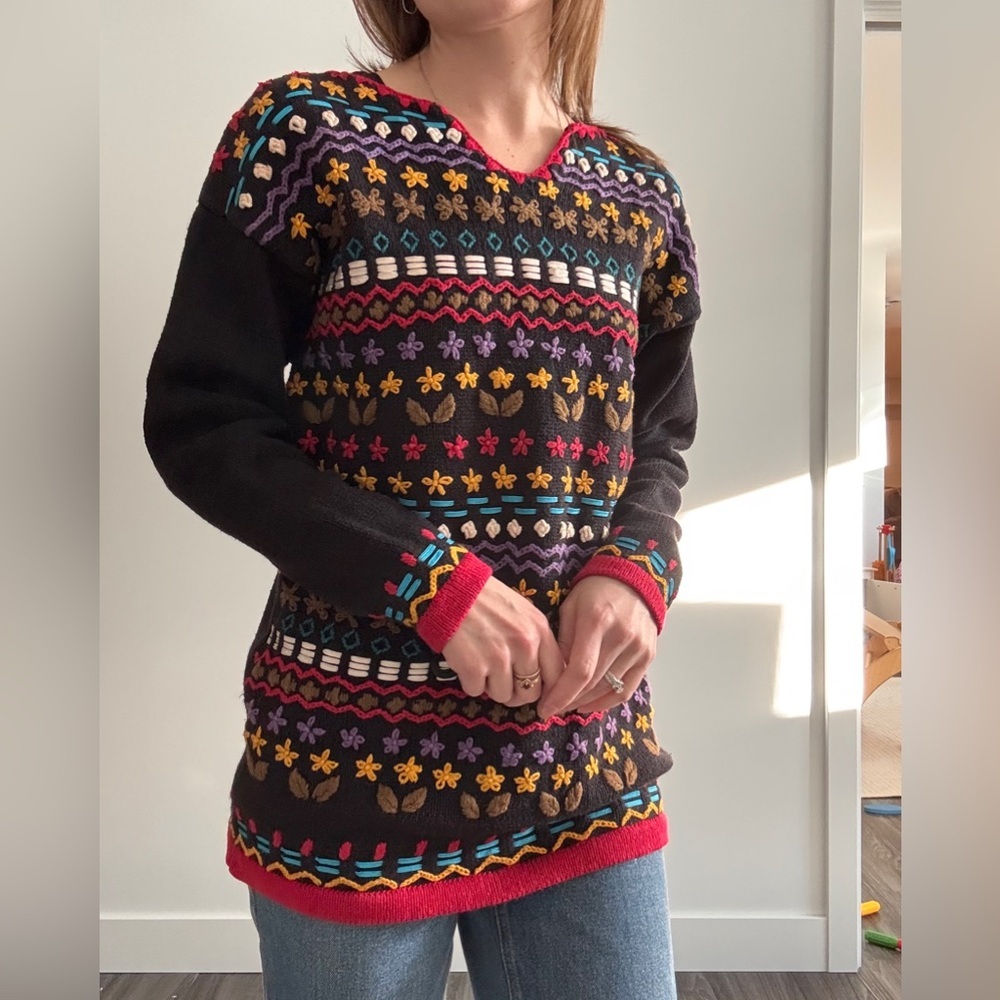 Vintage cotton ramie Embroidered spring sweater small to medium - Picture 4 of 13